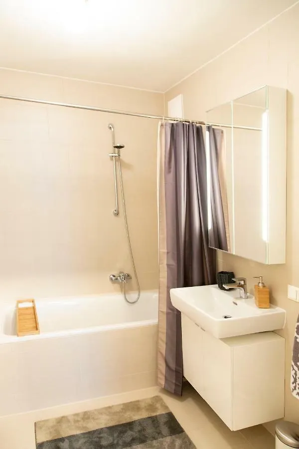 Cozy & Cool Apartment * 5 Min To City Center Wien